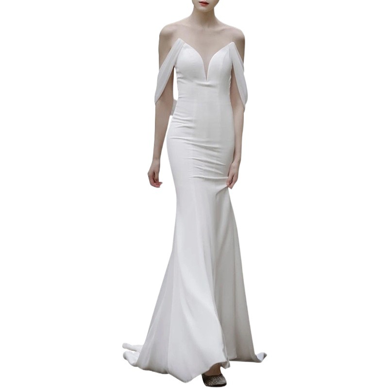 Satin fishtail wedding dress 2022 new bridal simple waist slimming French off-shoulder welcome light yarn dress for women