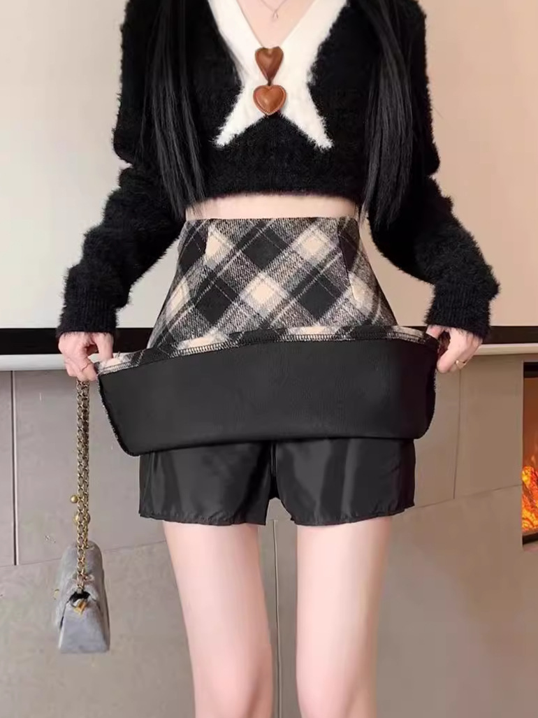 Vintage Plaid Wool Skirt Women's Autumn and Winter 2024 New Anti-glare High Waist Slim A- line Hip Skirt