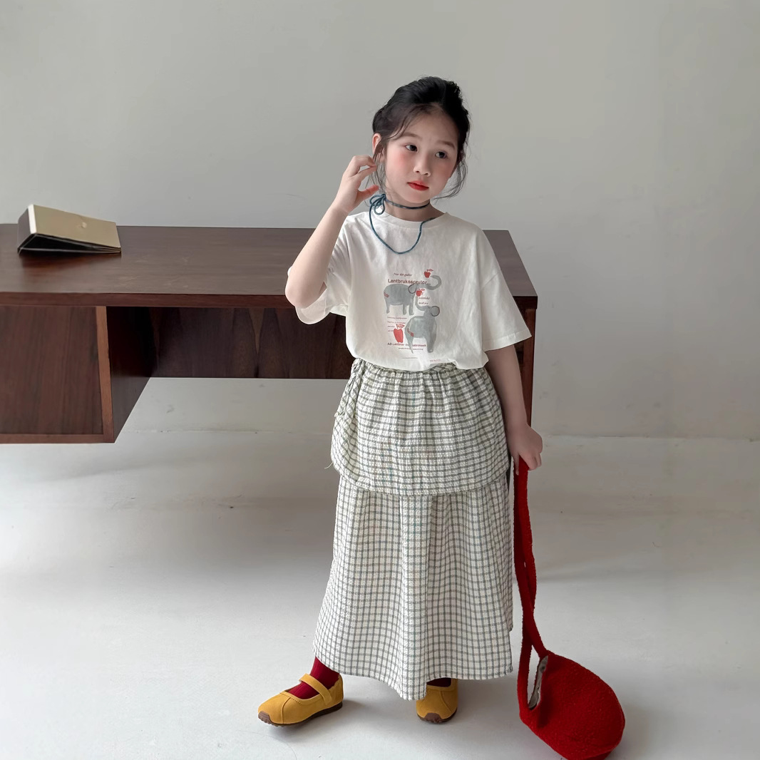 Picture of Children's T-shirt 2025 summer girls Korean letter cartoon short sleeve children's round neck casual loose top at the end of the small Meng