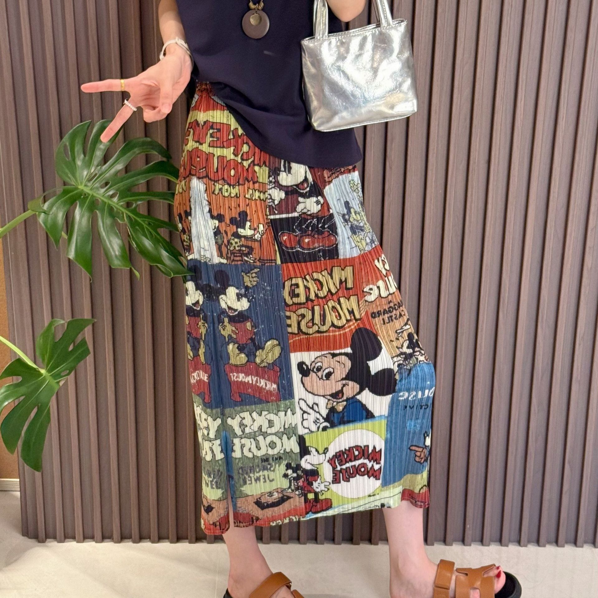 Picture of Niche design pleated skirt spring and summer thin elastic waist printed slimming age-reducing hip slit pleated skirt