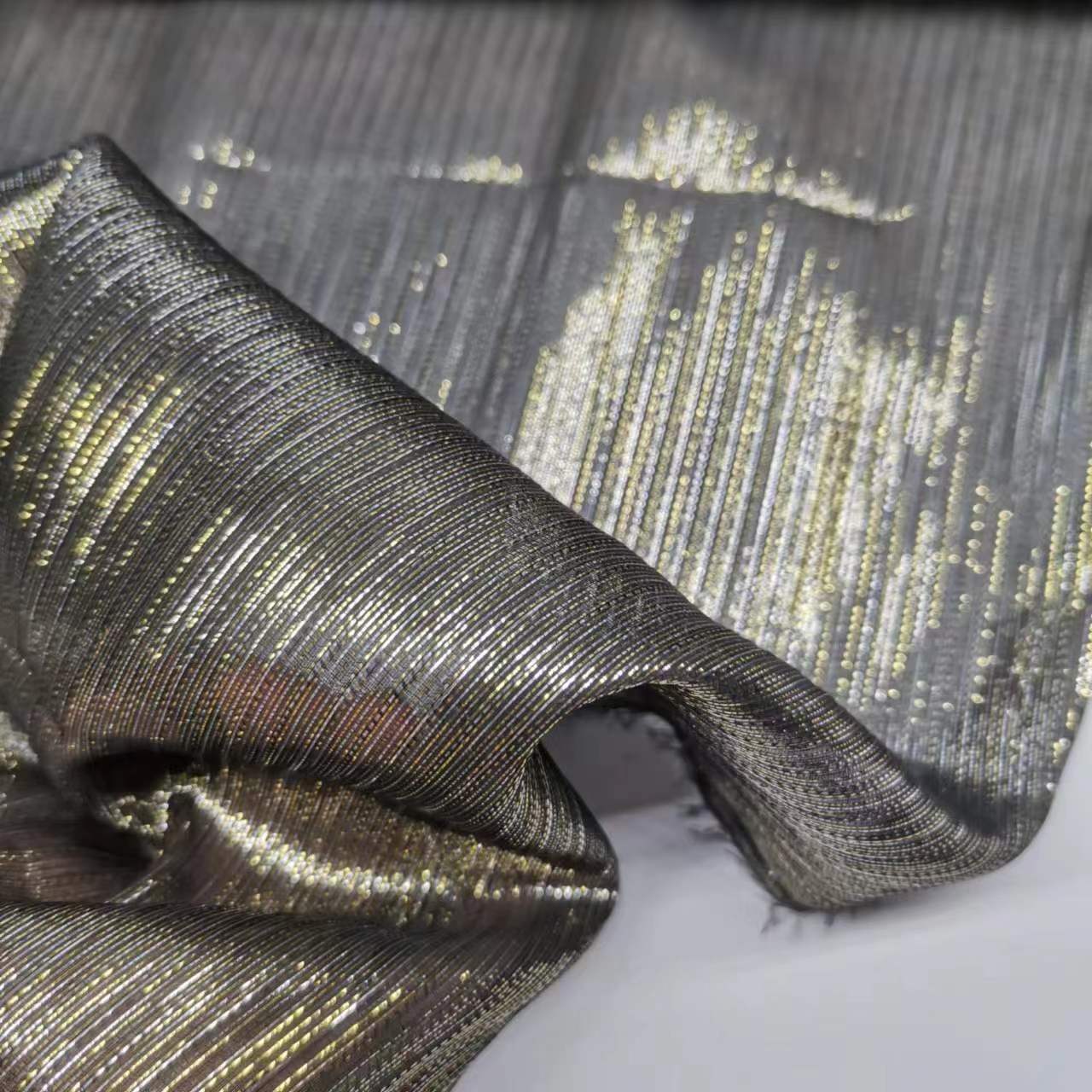Picture of Wide black 8 mom gold and silver thread mulberry silk georgette fabric fashion skirt costume silk fabric