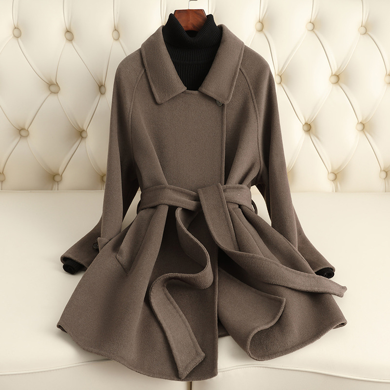 Picture of High-End Double-Sided Cashmere Outwear for Women 2025 Autumn and Winter New Loose Small Mid-Length Woolen Outwear for Women