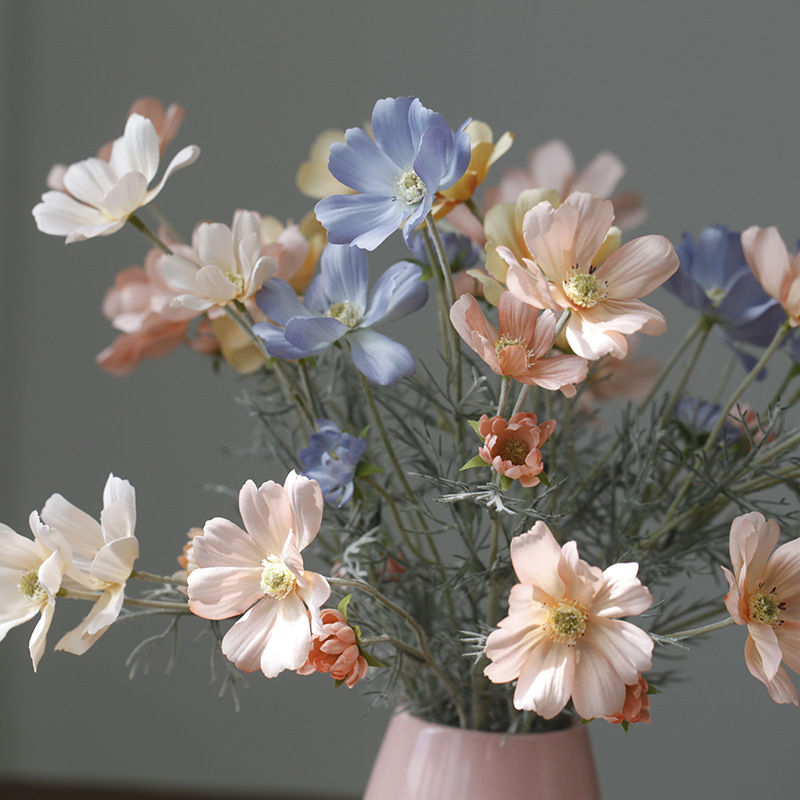 Picture of Taobao small wholesale foreign trade supply pastoral floral simulation flower silk flower Gesang chrysanthemum small chrysanthemum Persian chrysanthemum