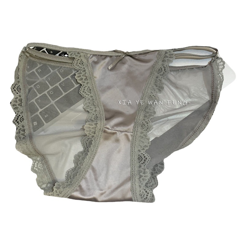 Moonlight gold ~ Japanese satin split underwear girl's low waist sexy pure lace breathable cotton crotch briefs