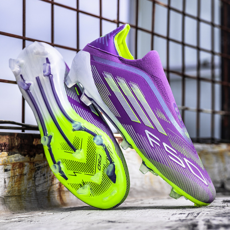 Picture of 2025 New Football Shoes for Men and Women, Long Broken Nails, Wear-Resistant Training, Teenagers and Students, Export Soccer Shoes