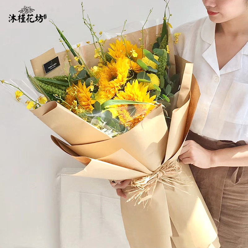 Picture of Manufacturer Wholesale Plain Kraft Paper Flower Packaging Materials Bouquet Floral Wrapping Paper Kraft English Newspaper