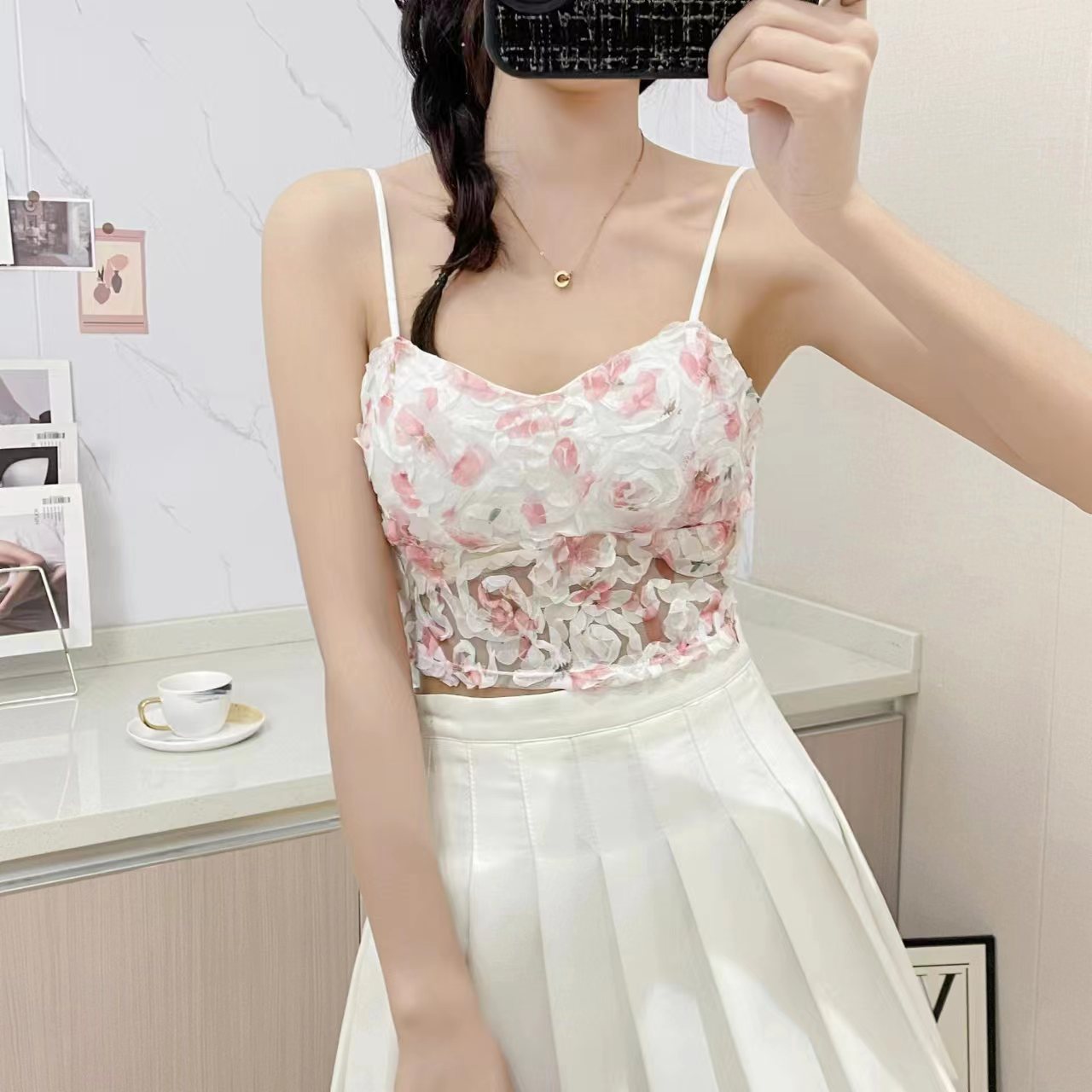 Picture of Small Fresh Floral Sling Outer Wear Tube Top Backless Chiffon Floral Vest Exposed Navel Sweet Short Top