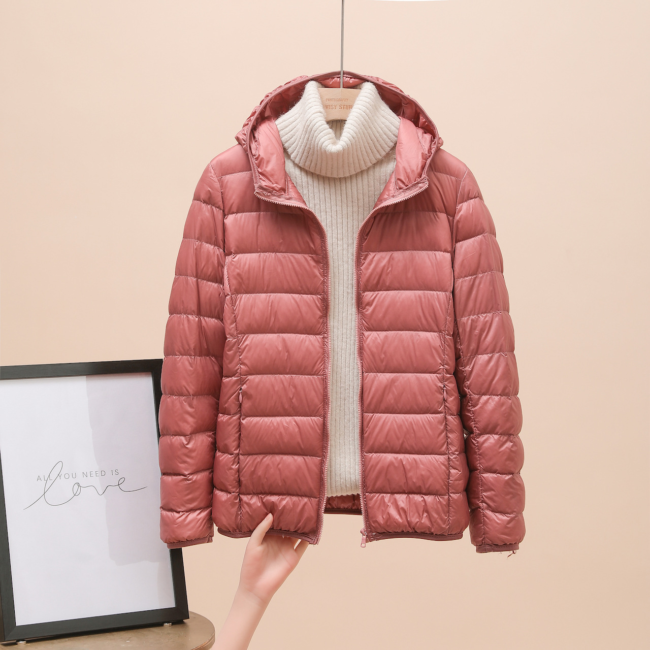 Picture of European Down Jacket Women's 2025 New Short Lightweight Thickened Warm Slim Korean Style White Duck Down Fashion Jacket