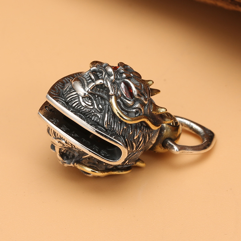 Picture of S925 silver wholesale faucet pendant around Xiangyun exorcism bell shaking can ring silver pendant manufacturers a generation of hair