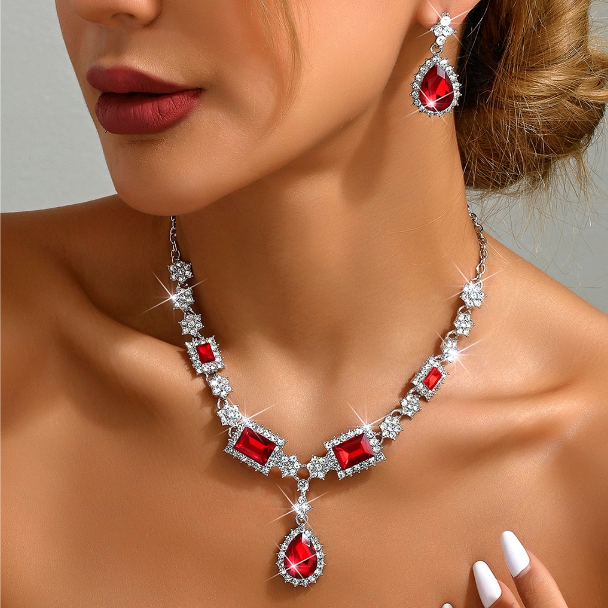 Diamond-encrusted Blue Square Water Drop Necklace Earrings suit Elegant Elegant Clavicle Chain New Style Light Luxury High-grade Necklace