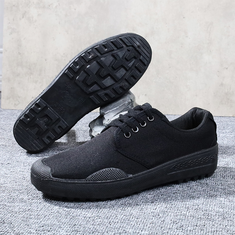 Picture of Liberation shoes men's construction site shoes labor protection shoes low side liberation shoes yellow rubber shoes factory wholesale a generation of hair