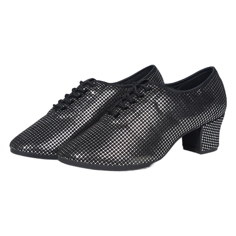 Spring and Summer Four Seasons Square Dance Shoes Latin Dance Shoes Women's Adult Soft Sole Teacher Shoes Cloth Dancing Shoes Modern Dance Shoes
