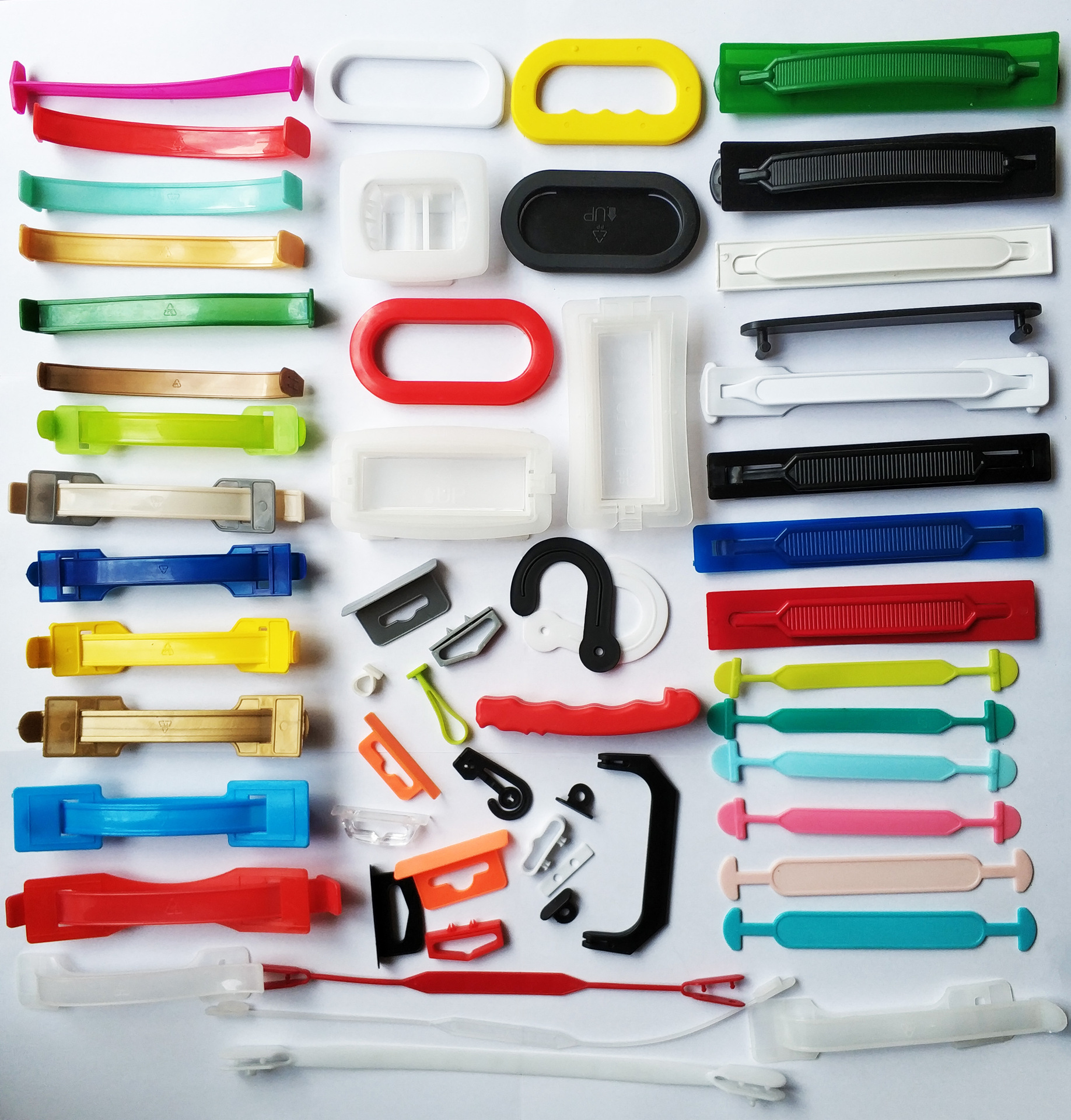 Picture of Origin supply packing box gift box carton box plastic handle buckle square buckle thickened carton buckle
