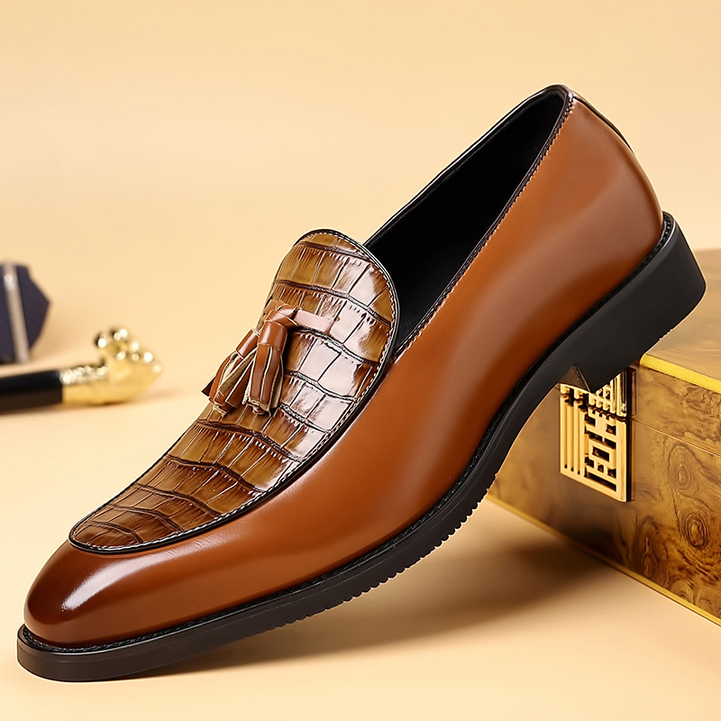 9608-1 Tassel Loafers British Small Leather Shoes for Young Men Pointed Toe Tassel Bean Shoes Loafers for Men