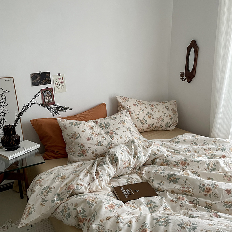 Picture of Small fresh pastoral style cotton bed four-piece set cotton bed sheet quilt cover quilt cover bed hat dormitory three-piece set