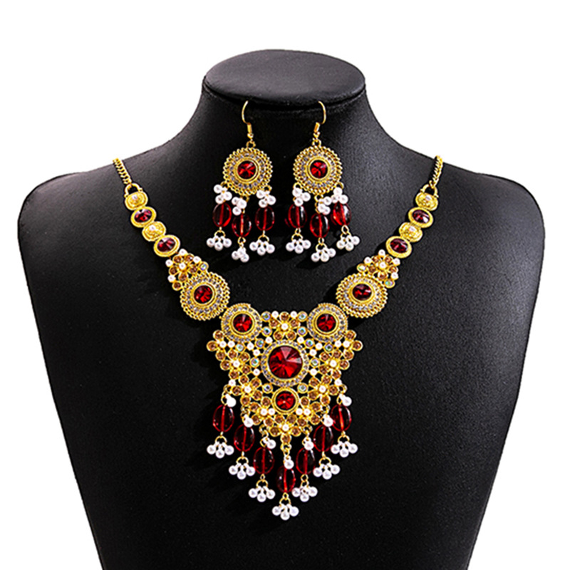 European and American Retro Ethnic Style Jewelry suit Exaggerated Luxury Water Drop Necklace Court Style Round Tassel Earrings for Women