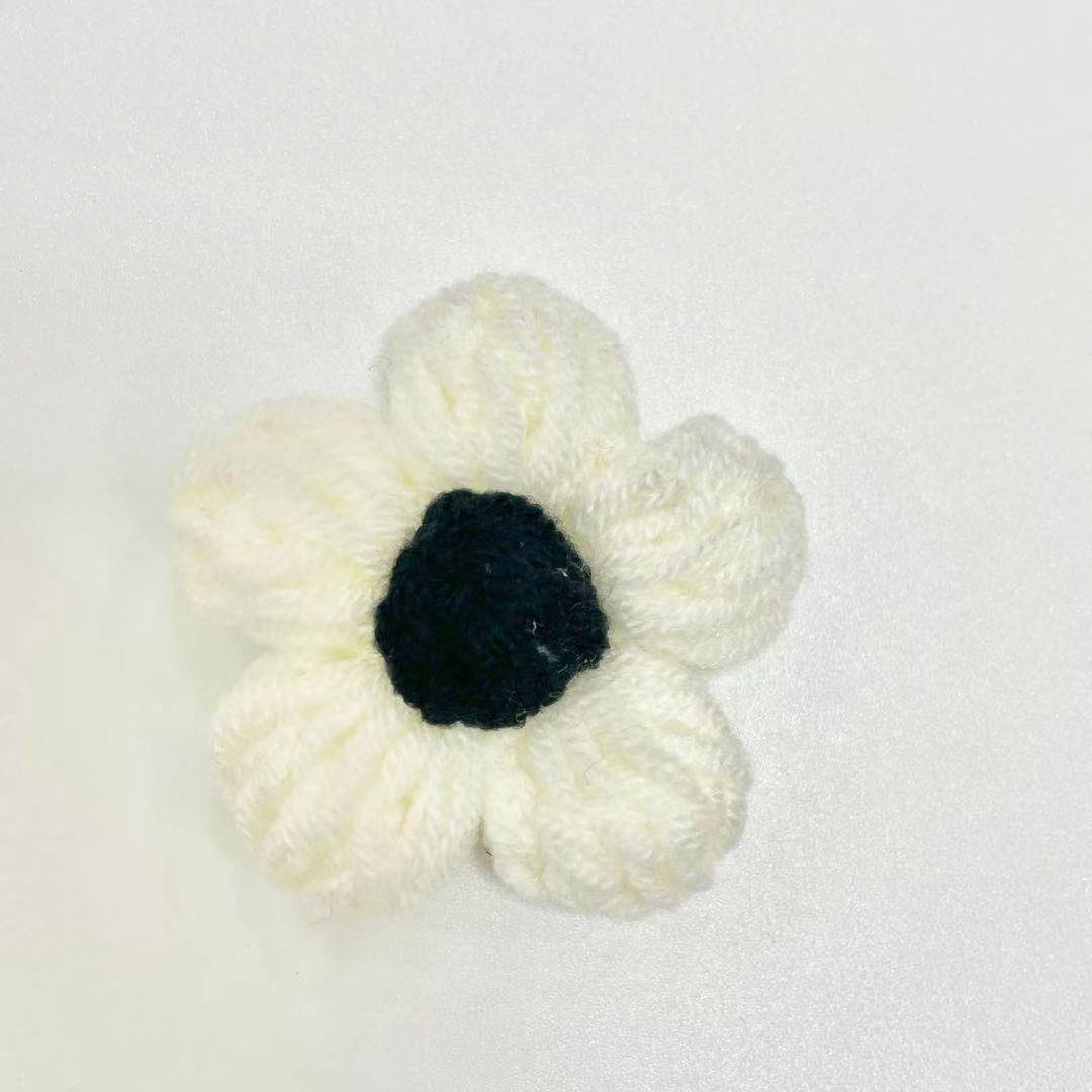 Picture of DIY Hand-Woven Wool Flowers Milk Cotton Crocheted Puff Flowers Ready-Made Clothing Accessories Accessories Manufacturer Wholesale