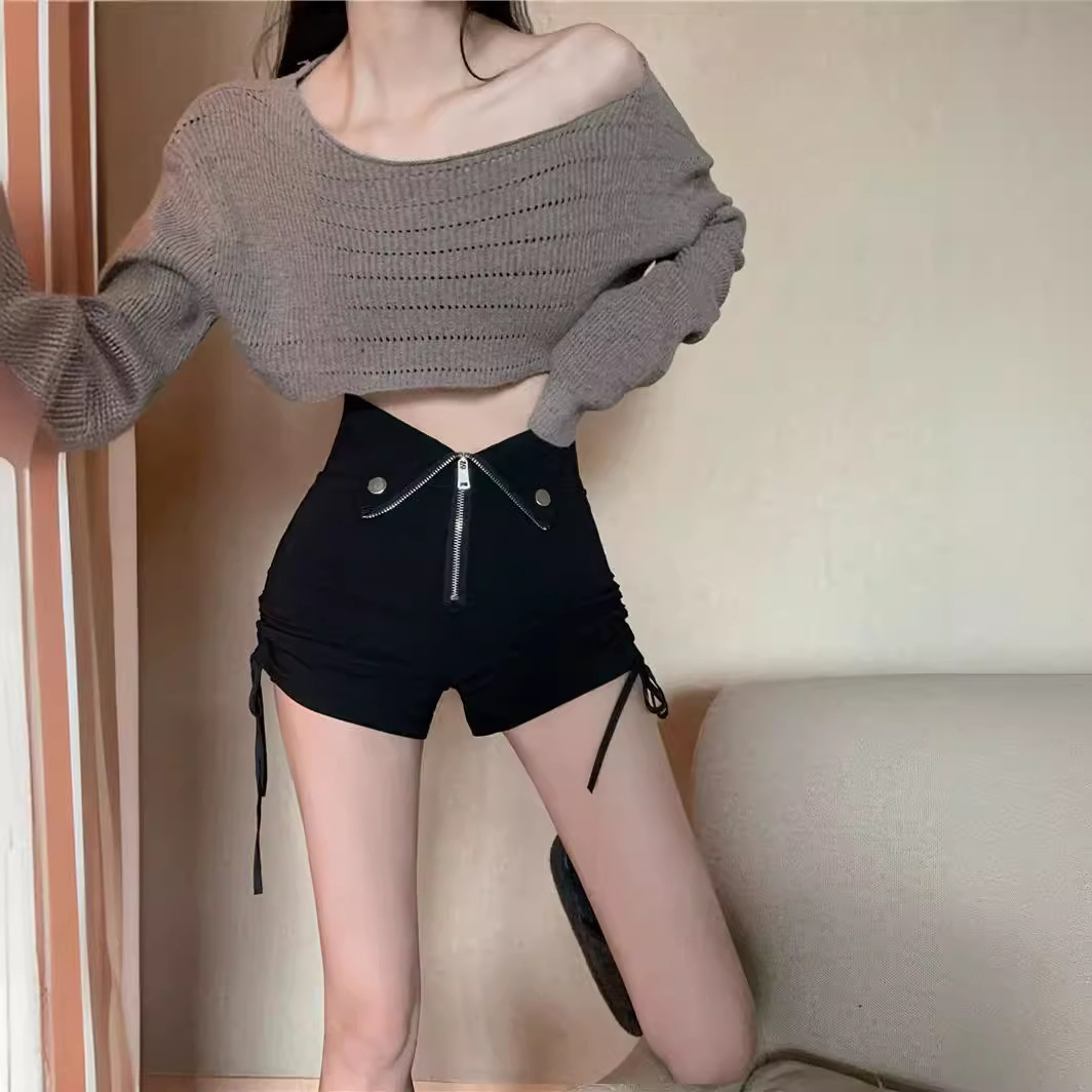 Spring and Summer High Waist Slim Fit Slim Black Casual Wide Leg Shorts Design Sense Niche Sweet Hot Pants for Women Small