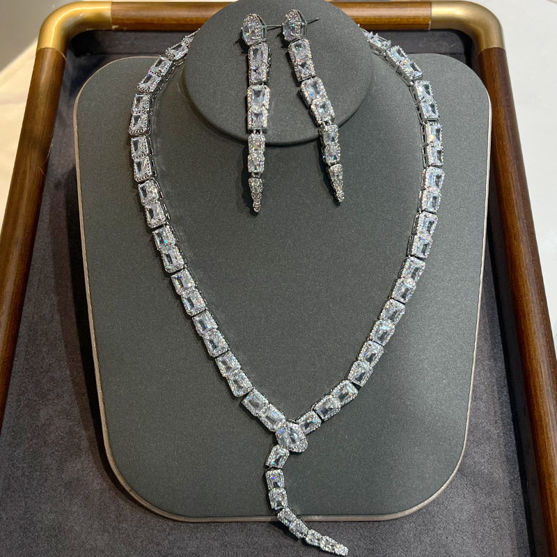 Picture of Treasure Series Snake Head Gaoding Heavy Industry Jewelry suit Magazine French Fashion High-end Sense Zirconium-plated Rhodium-plated Year of the Snake Necklace