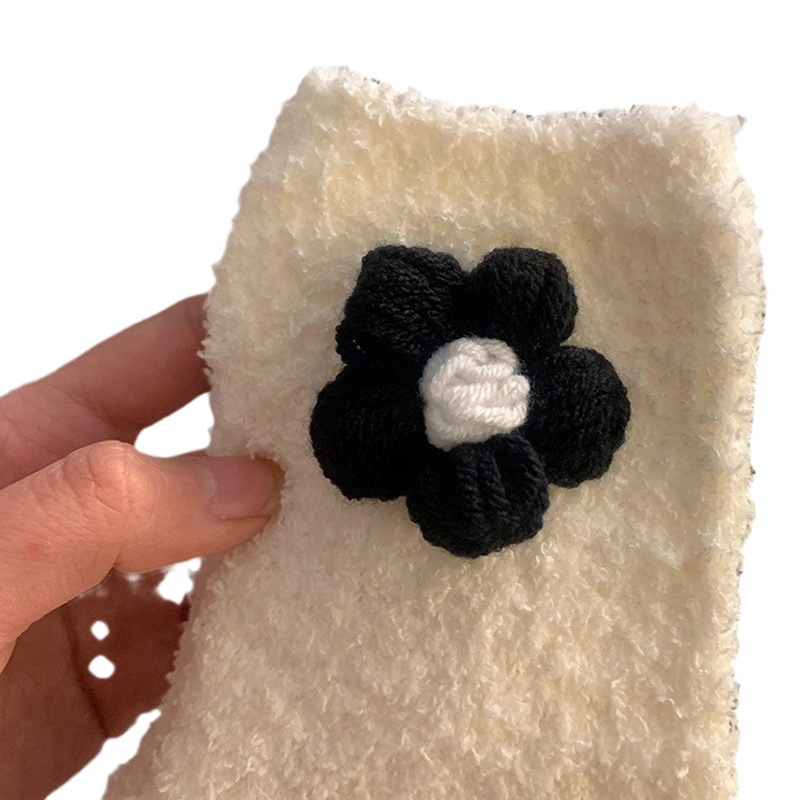 Coral Fleece Socks for Women, Autumn and Winter Mid-Calf Thickened Warm Cotton Socks, Winter Style Cute Long Socks, Sleep Floor Socks