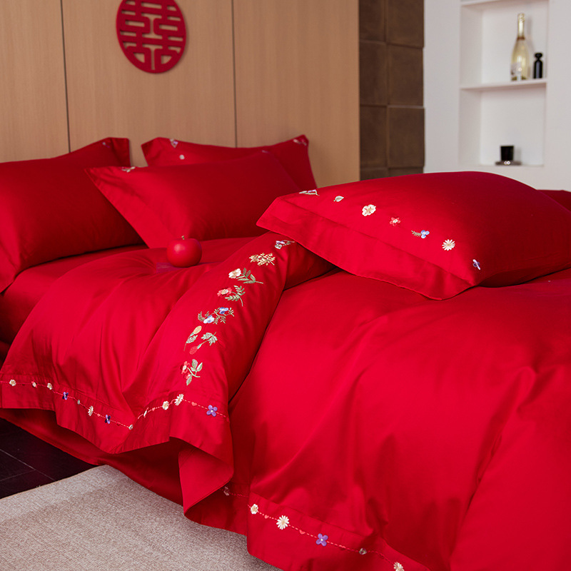 Picture of Flowers bloom and tie wedding class a 60 cotton embroidery red four-piece wedding room bed wedding cotton quilt cover