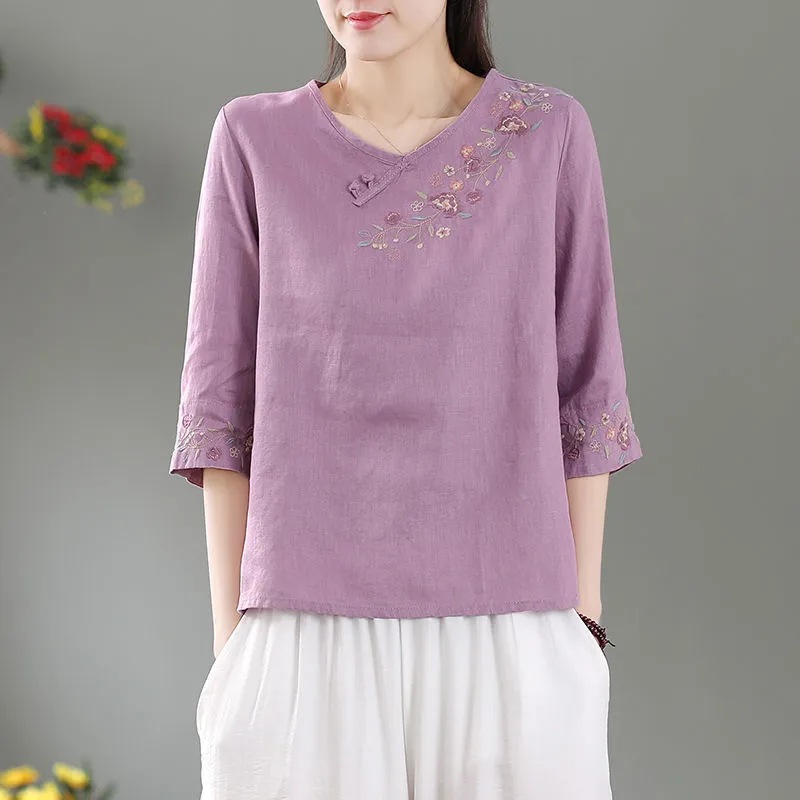 Summer Cotton and Linen Shirts for Women, Embroidered Retro Artistic Tops, Loose Slimming Look Mid-Sleeve Large Size T-Shirts for Women