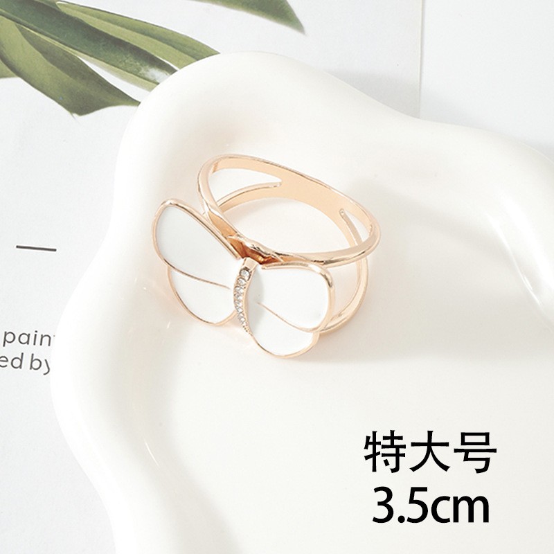 Picture of South Korea multi-functional scarf buckle high-grade Pearl fashion new Camellia windbreaker belt buckle high-end jewelry wholesale