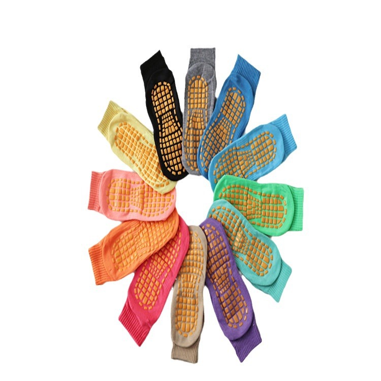 Picture of Factory wholesale trampoline socks dispensing non-slip socks floor socks children's playground early education adult yoga socks