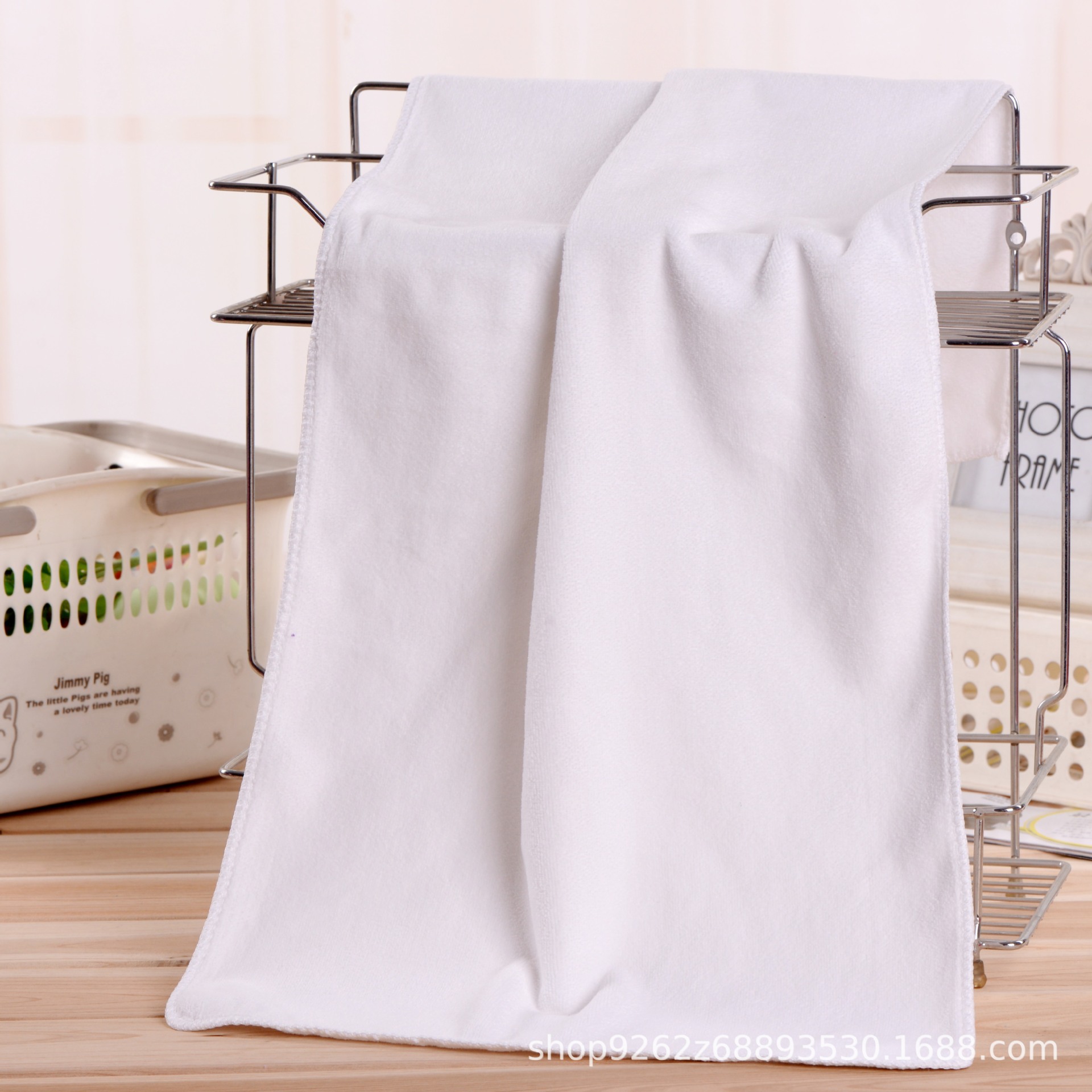 Picture of Barber shop beauty salon towel special turban hair salon strong absorbent disinfection towel can add logo wholesale
