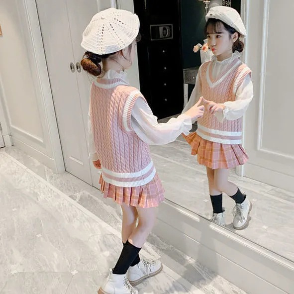 Picture of Girls' vest V-neck vest autumn and winter new children's knitted vest Internet celebrity college style Elementary School student western style sweater