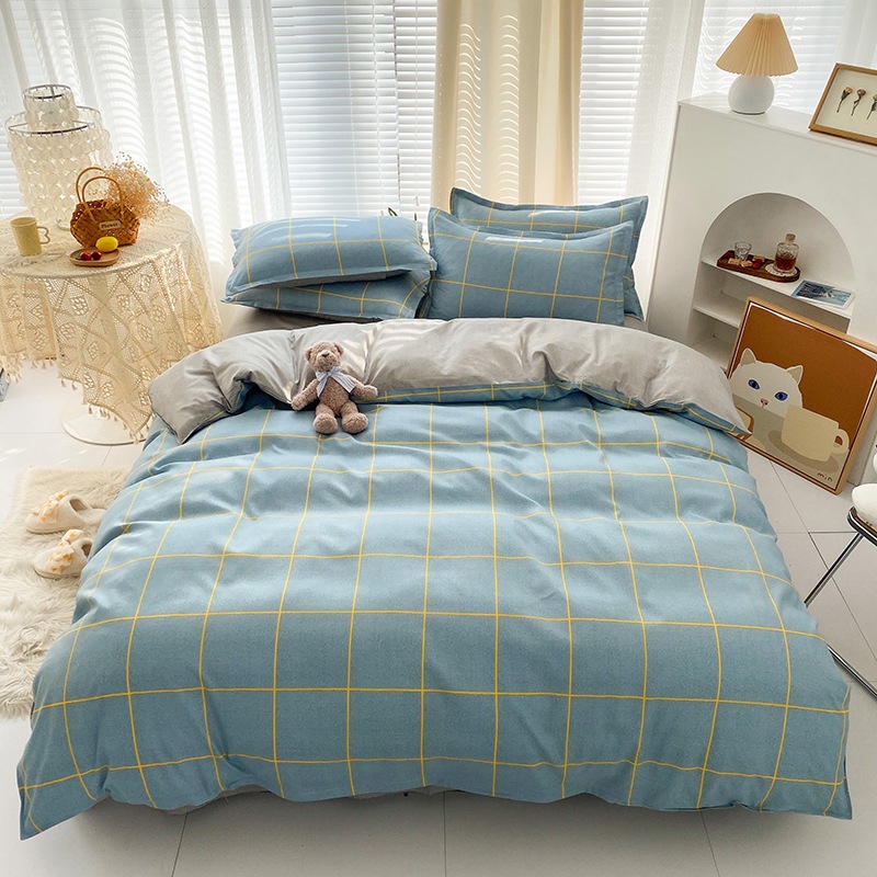 Picture of Four-Piece Brushed Skin-Friendly Thickened Duvet Cover Set, Student Dormitory Three-Piece Quilt Set, Suitable for All Seasons, Internet Celebrity Hot Item