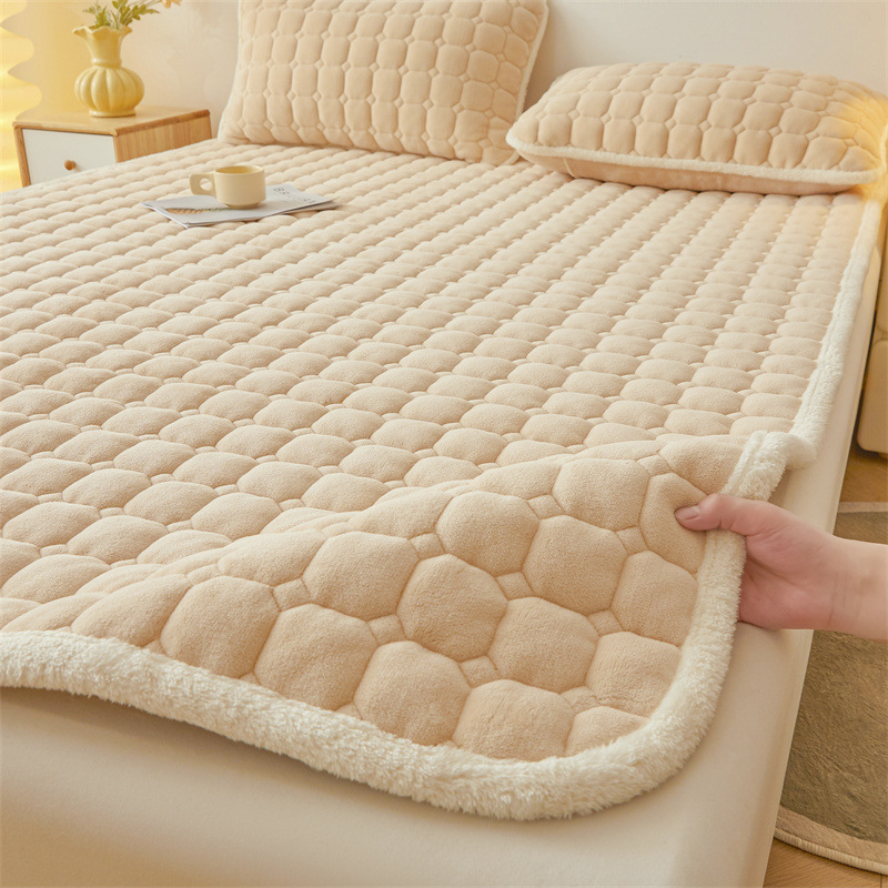 Class A Soybean Quilted Milk Velvet Mattress Home Warm Folding Bed Mattress Student Dormitory Single Cushion Cushion