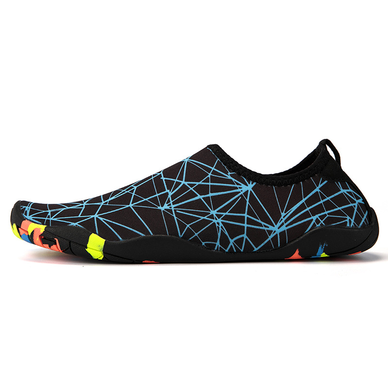 Picture of Water shoes, men and women outdoor diving shoes breathable swimming shoes beach snorkeling shoes