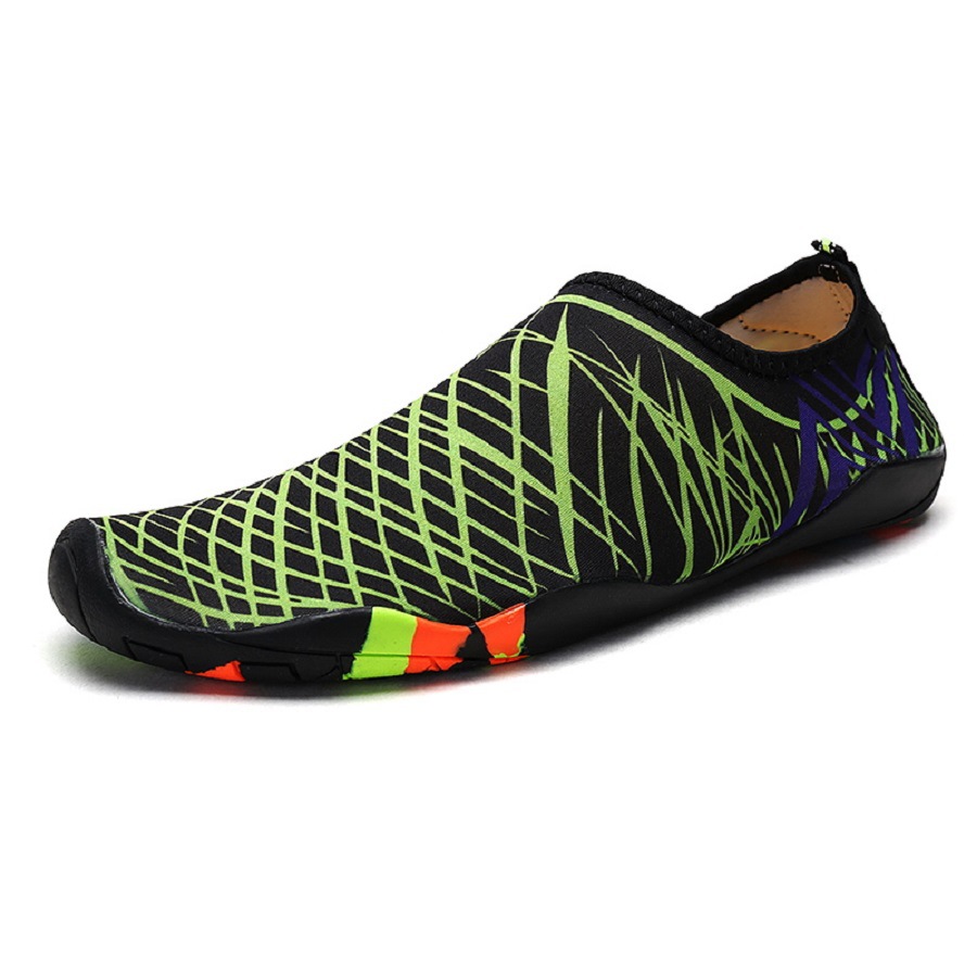 Picture of Wholesale Outdoor Breathable Beach Shoes for Couples, Snorkeling and Wading Shoes, Non-Slip Lightweight River Tracing Shoes, Quick-Drying Men's Water Shoes