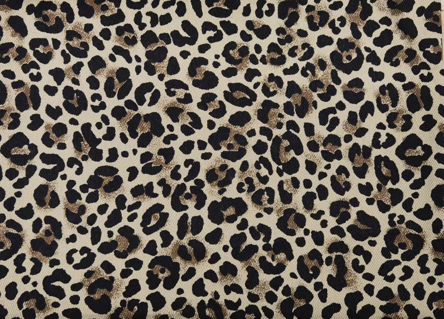 Picture of Animal Print Leopard Print Fabric Pure Cotton Twill Fabric DIY Handmade Clothing Fabric for Making Clothes, Pants, Skirts, Bags