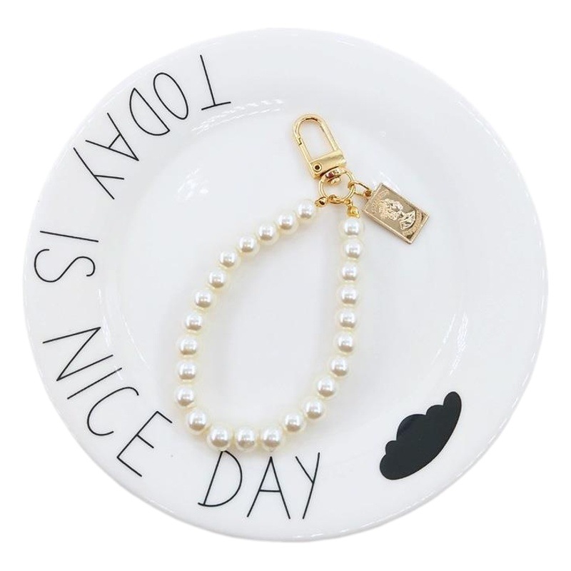 Korean Style Retro Beauty Head Pearl Chain Keychain Women's Round Letter Key Ring Bag Hanging Small Gift Pendant