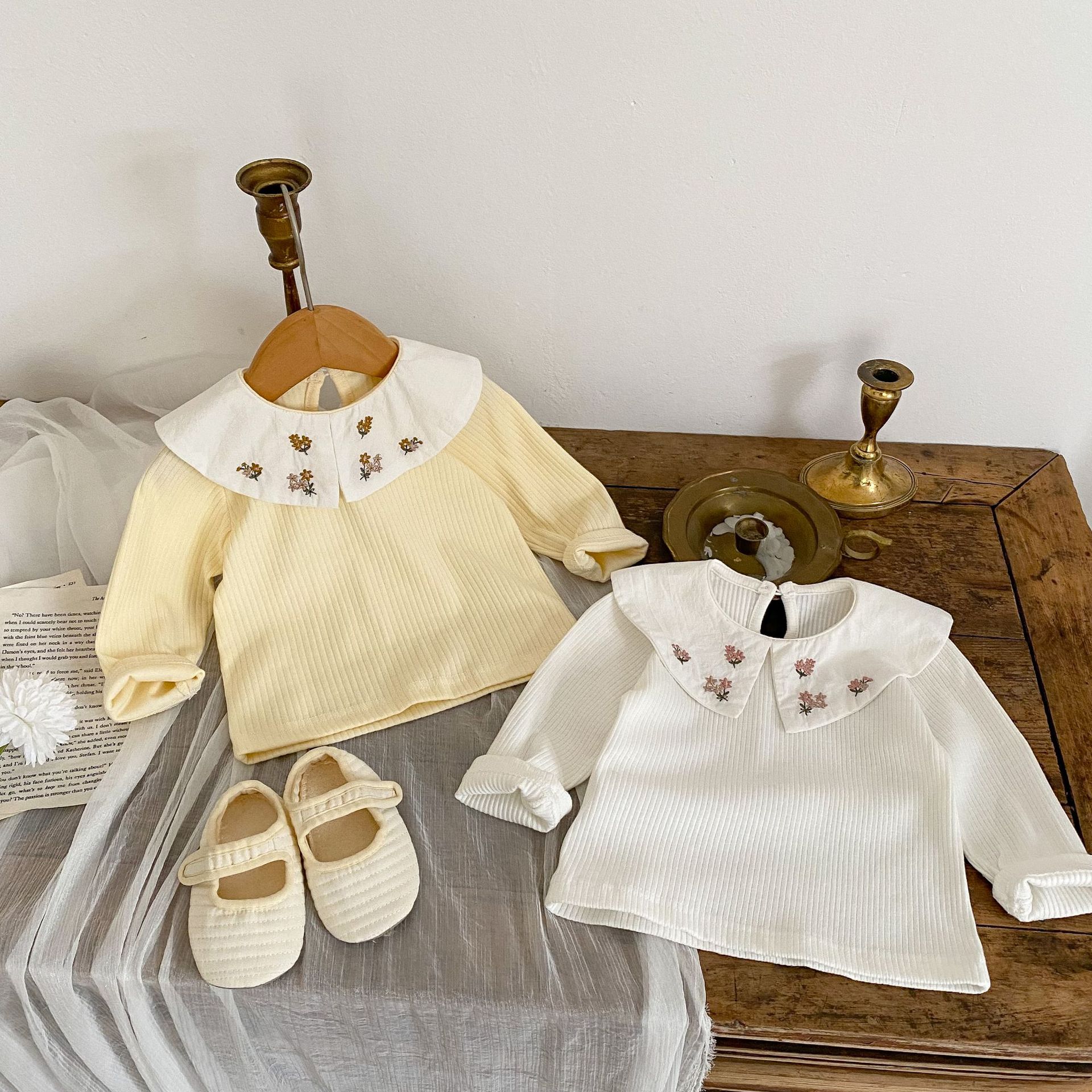 Picture of Ins2025 Baby Girl Thin Bottoming Shirt Cotton Embroidered Collar Baby Doll Shirt Infant Long-Sleeved T-Shirt Inner Top