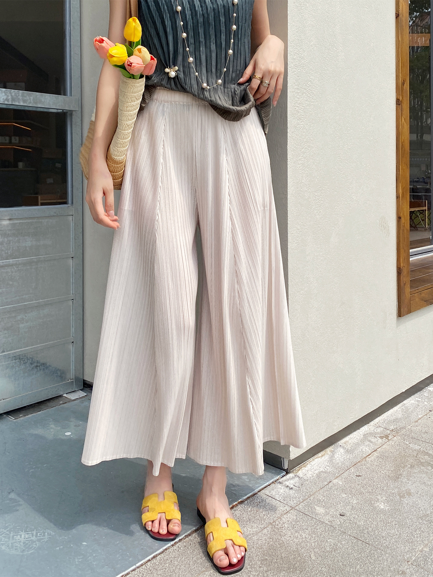 Picture of Pleated wide-leg pants for women, drape, loose, slimming, summer thin nine-point casual pants, flared pants for women, Miyake long pants