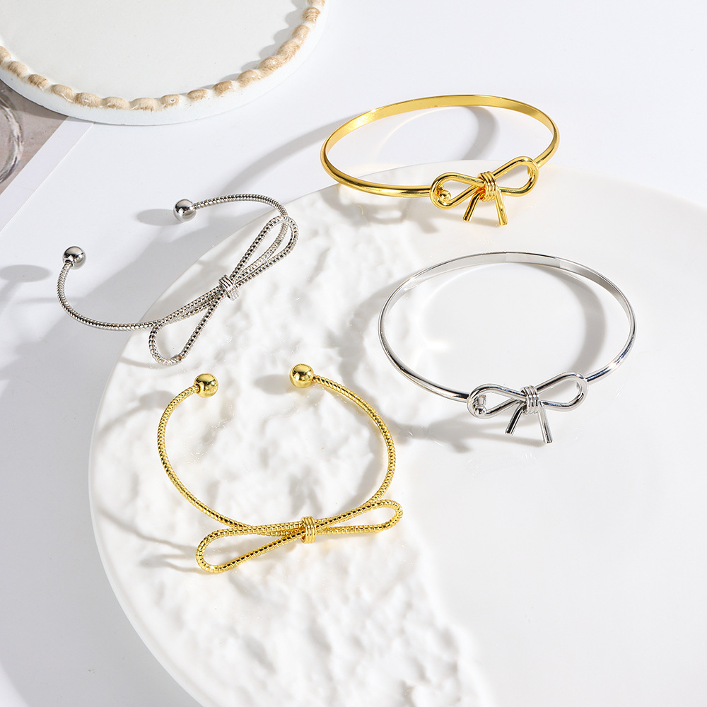 Cross-border Fashion Commuter Twist Bow Bracelet Handmade Kink Simple Personality Niche Design Opening Women's Bracelet