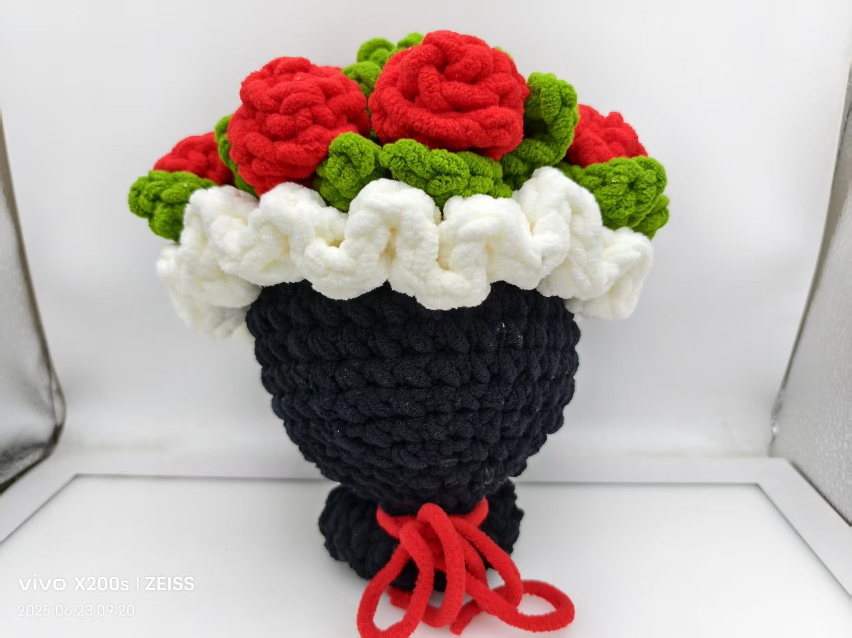 Picture of Hand-Knitted Ice Line Hand-Held Rose Bouquet Finished Product, Homemade Crochet Material as a Gift for Your Girlfriend on Goddess' Day