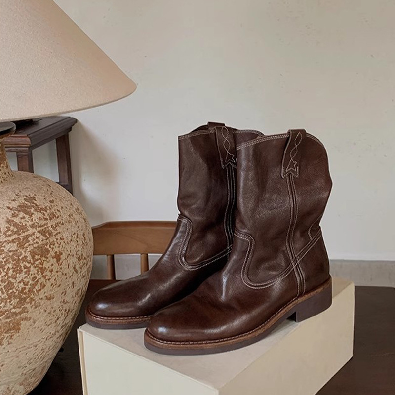 Picture of Cowhide Version ~ Grape Mom Genuine Leather Pointed Round Toe V-Cut Motorcycle Chunky Heel Retro Western Cowboy Short Boots for Women Autumn and Winter