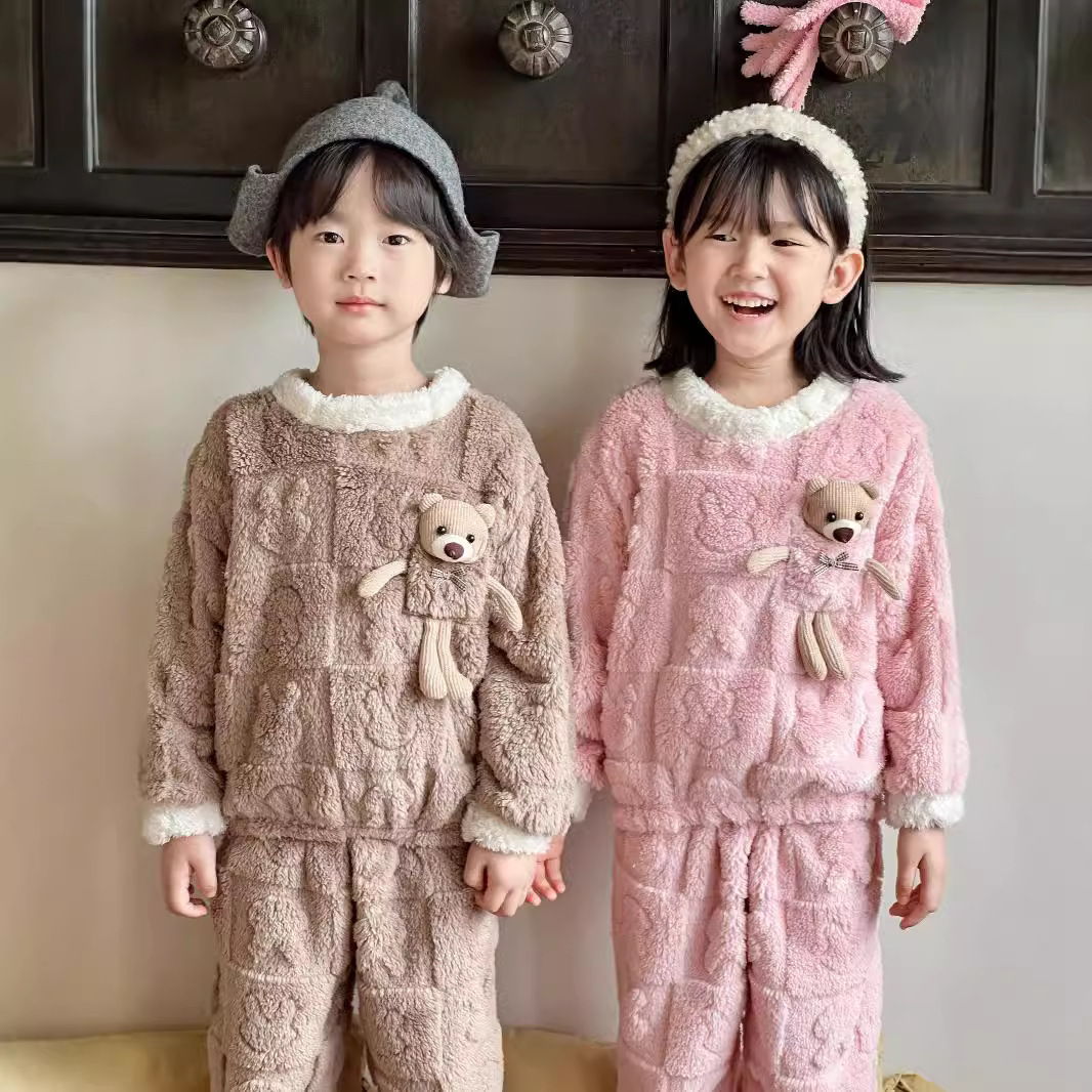 Children's Autumn and Winter Flannel Pajamas for Boys and Girls, Cartoon Three-Dimensional Doll Home Clothes, Pullover Thermal Intimates Set
