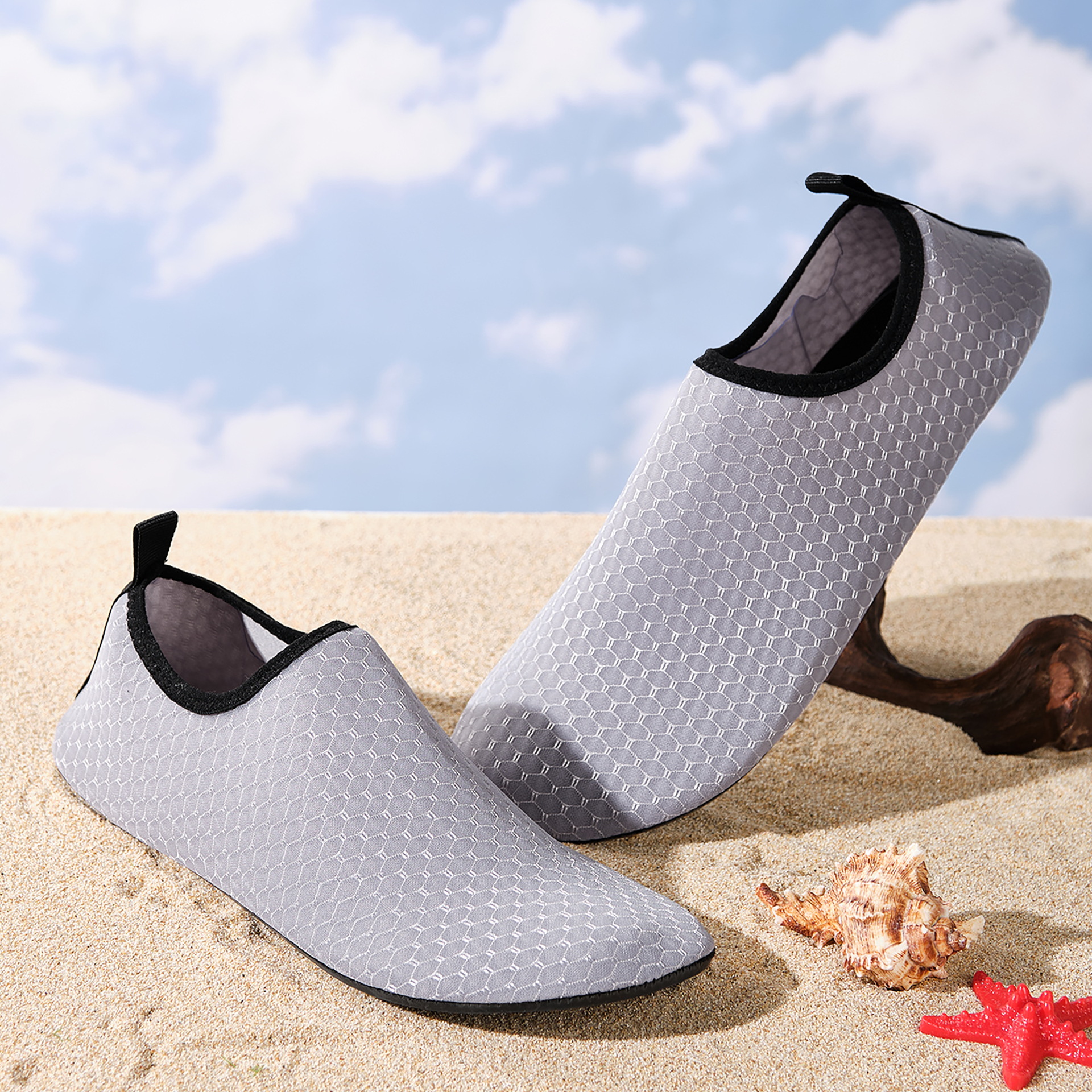 Outdoor Essential Summer New Non-slip Wear-resistant Tracing Shoes Breathable Drainage Lightweight Comfortable Beach Fishing Tracing Shoes