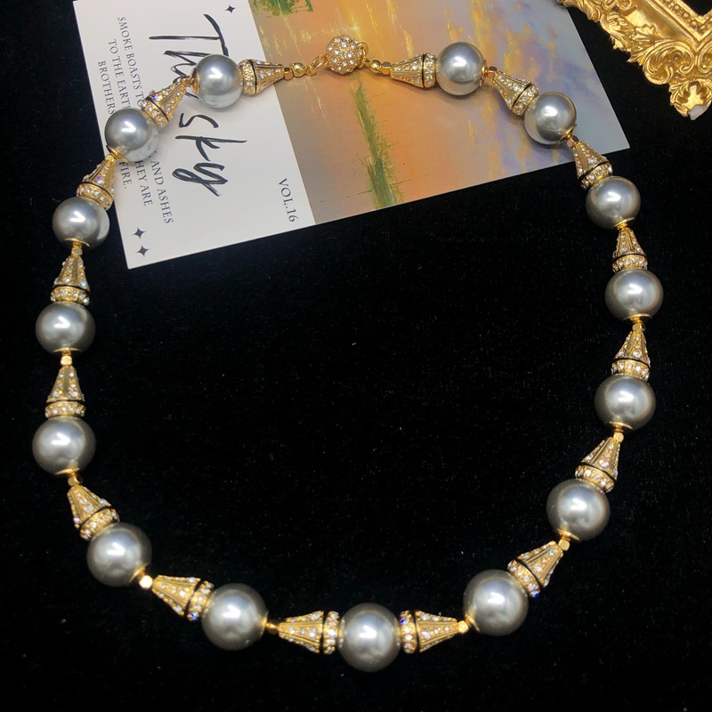 Picture of Middle Ancient Jewelry Grey Glass Pearl Necklace Earrings Set Diamond Plated Real Gold Magnetic Buckle Sweater Chain Joker