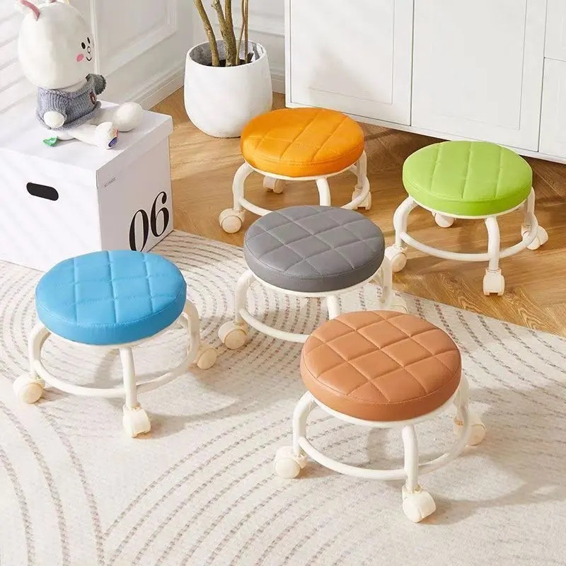 Wholesale Small Stools with Wheels, Beautiful Seam Roller Skating Low Stools, Baby Toddler Swivel Chairs, Mobile Small Stools with Universal Wheels