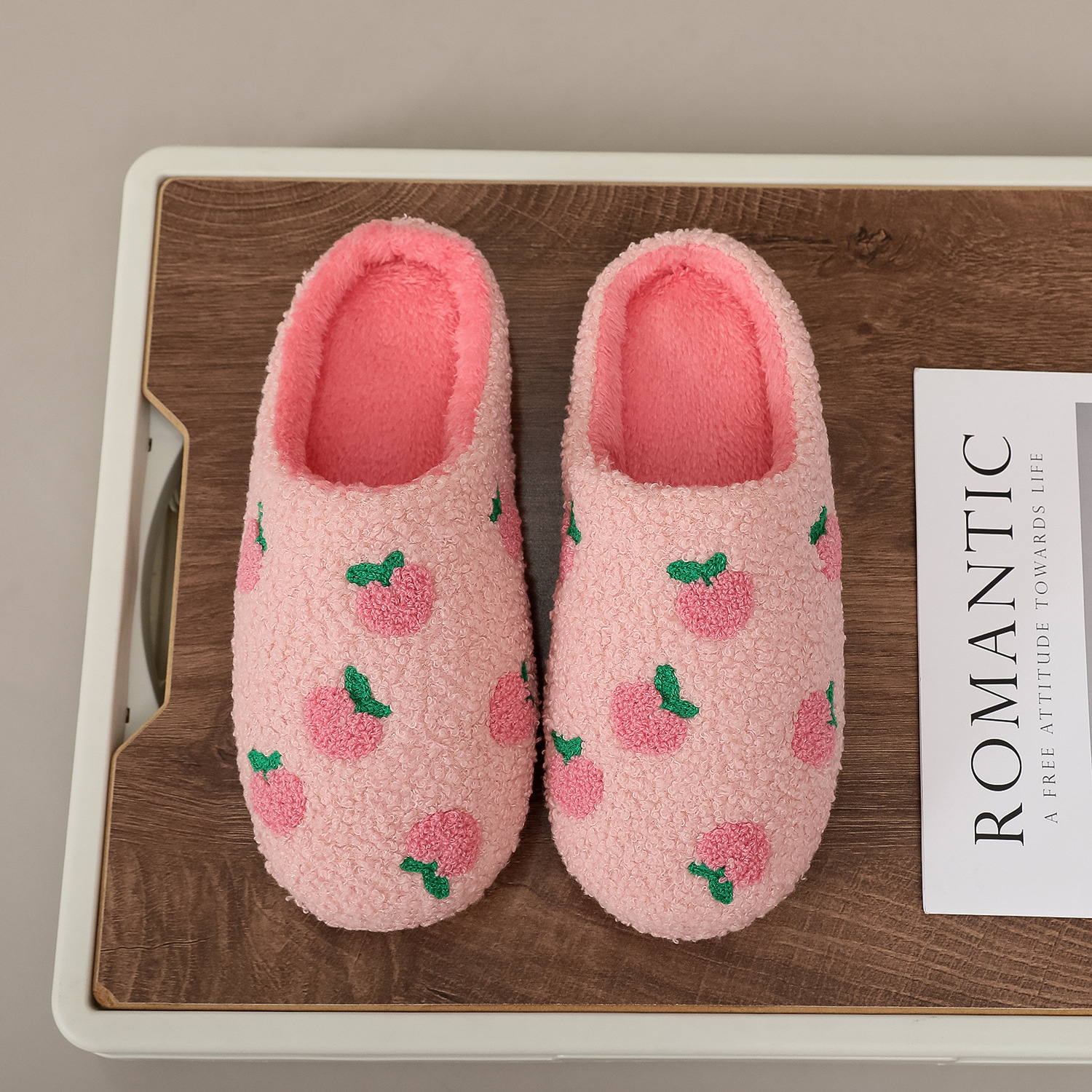 Cross-Border Cute Pink Girly Peach Cartoon Home Cotton Slippers Warm Soft Bottom Silent Plush Slippers Wholesale