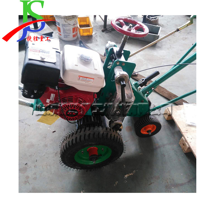 Hand-Pushed Artificial Turf Transplanting Machine, Double-Wheel Universal Wheel Peeling and Grass Cutting Machine, Ningxia Gansu Hand-Pushed Skin Rolling Machine