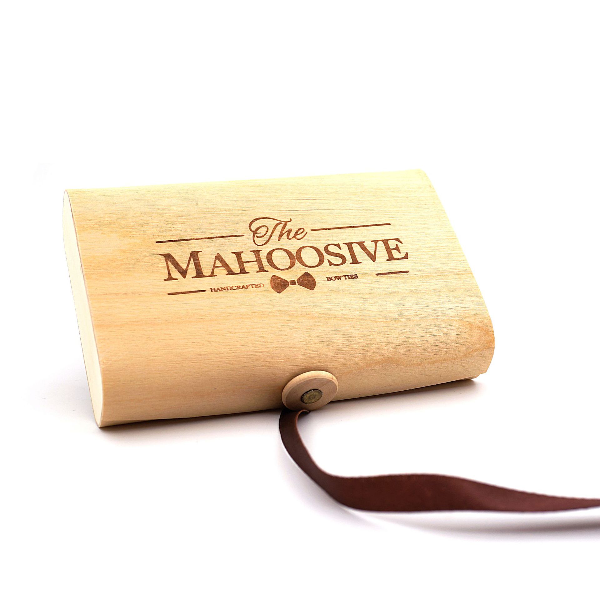 Picture of Spot solid wood box bow tie packaging box can be printed LOGO
