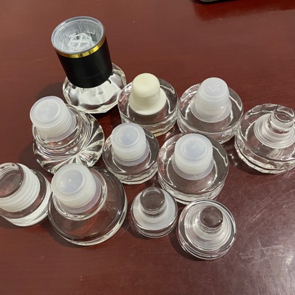 Crystal Glass Cap Transparent Cap Wine Bottle Cap Scale Cup Cap Open Mountain Wine Bottle Cap Cloud View Cap Glass Bottle Glass Cap