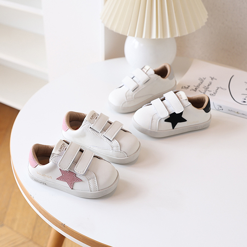 New Spring and Autumn White Shoes Children's Board Shoes Boys Soft Sole Non-slip Girls' Baby Kindergarten Sports Shoes